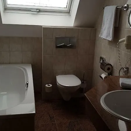 Parkschlosschen Maasdorf Hotel Maasdorf (Brandenburg)