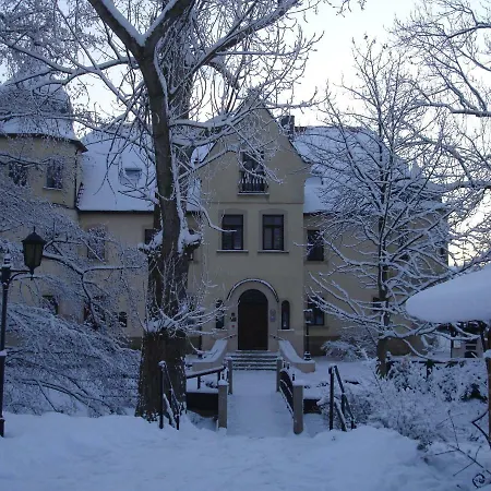 Parkschlosschen Maasdorf Hotel Maasdorf (Brandenburg)