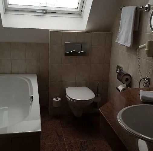 Parkschlosschen Maasdorf Hotel Maasdorf (Brandenburg)