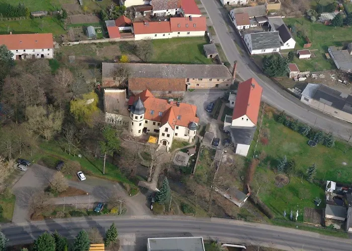 Parkschlosschen Maasdorf Maasdorf (Brandenburg)